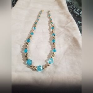 NWT Handcrafted 18" Turquoise and Gold Tone Necklace.